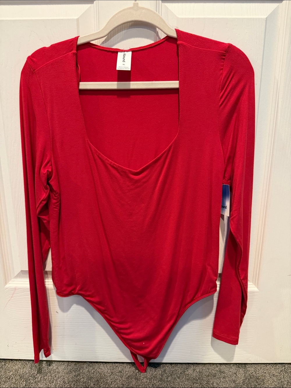 ABOUND Red Long-Sleeve Scoop Neck Bodysuit